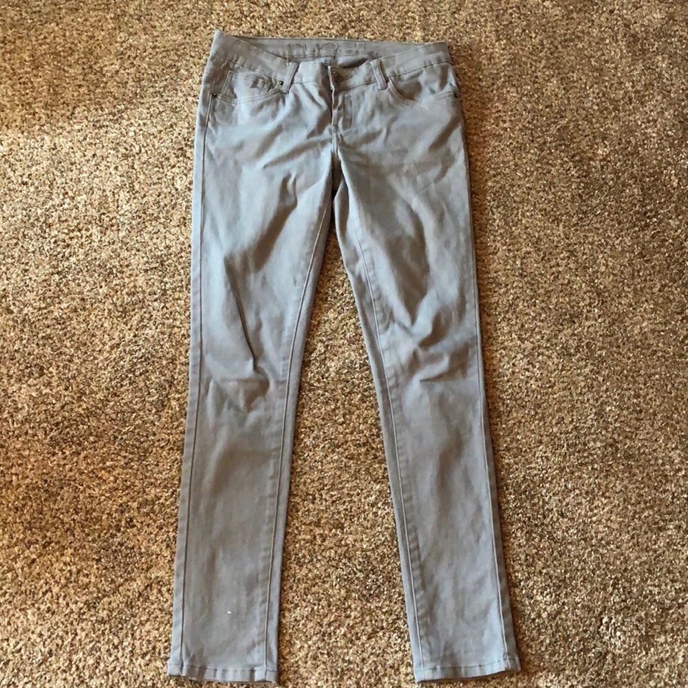 Grey skinny jeans size 5/6